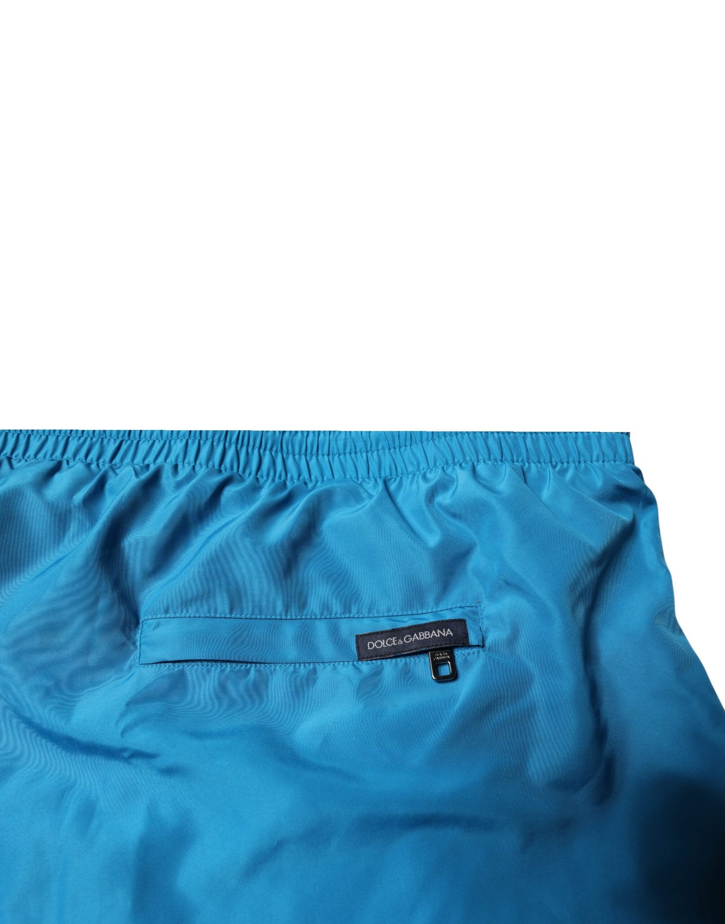Traje de baño de dos piezas con shorts y logo turquesa