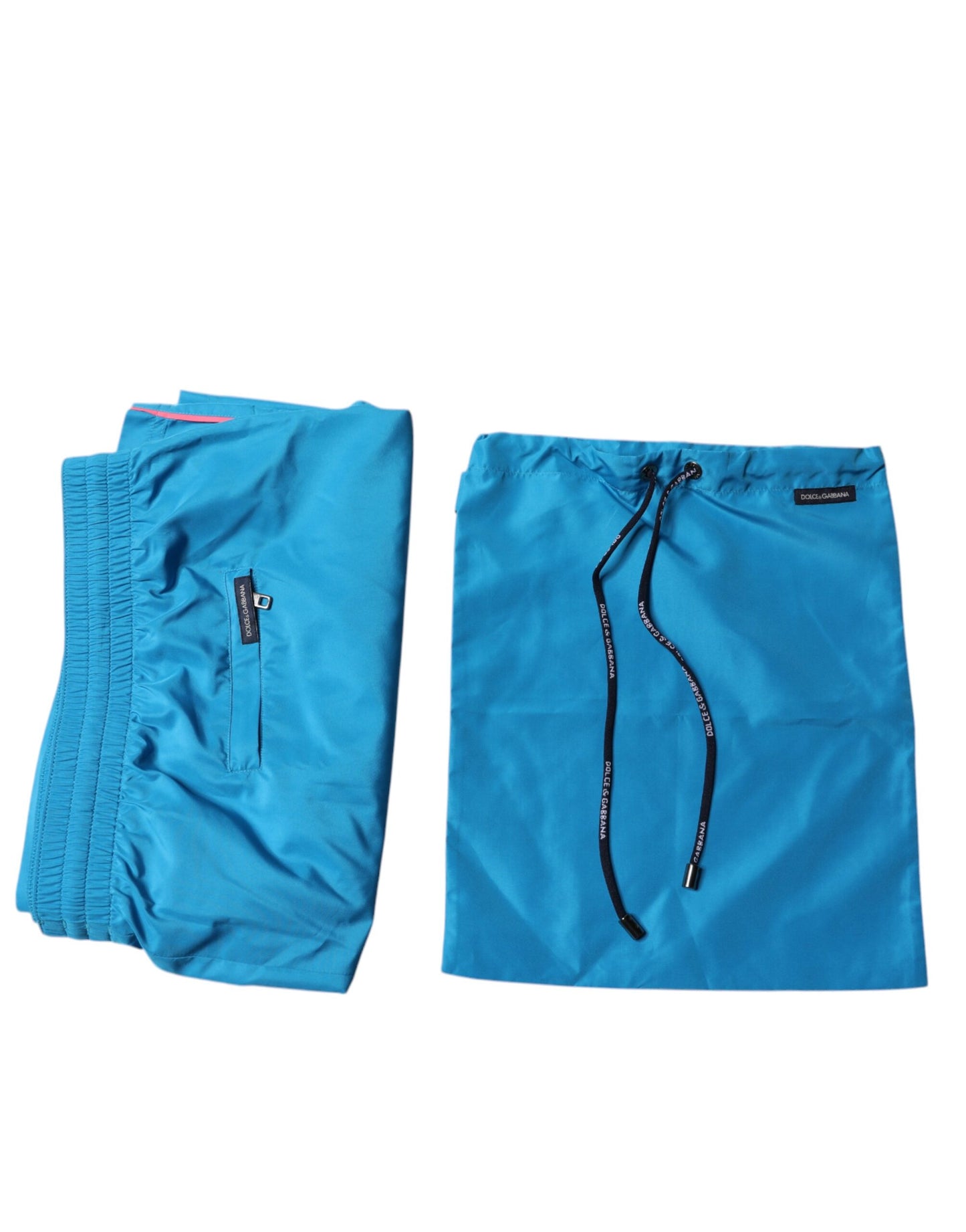 Traje de baño de dos piezas con shorts y logo turquesa
