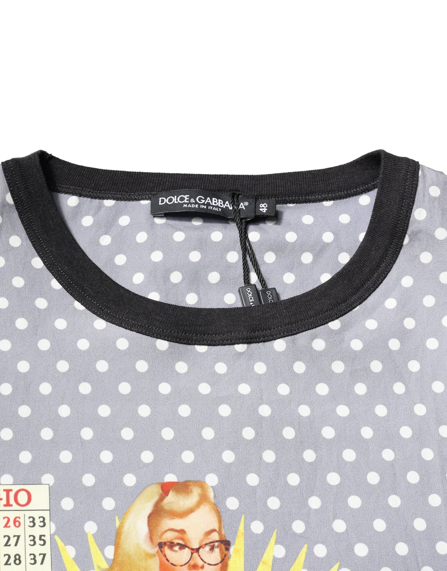 T-shirt ras du cou gris à pois et imprimé pin-up