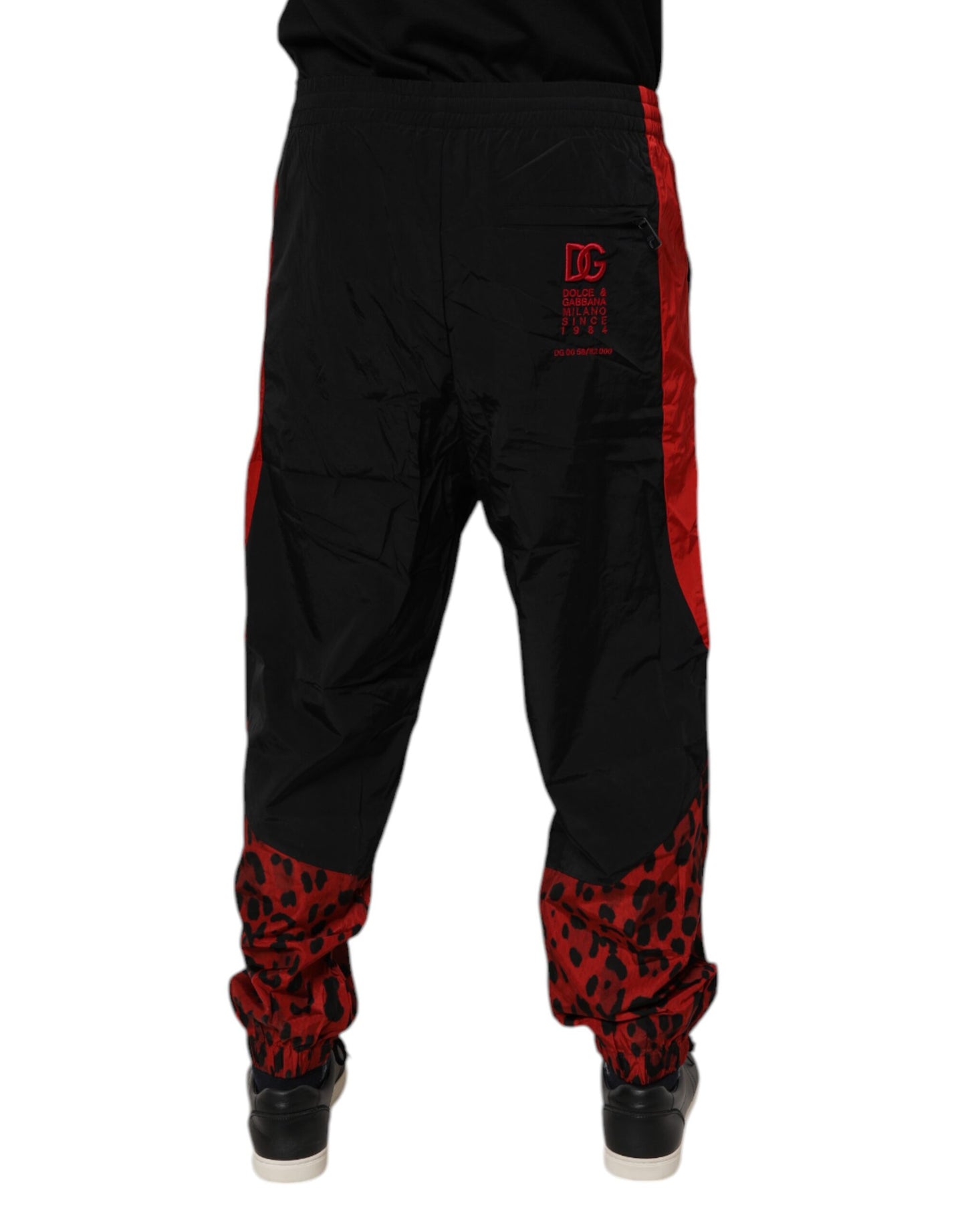 Pantalon de jogging à imprimé léopard noir et rouge