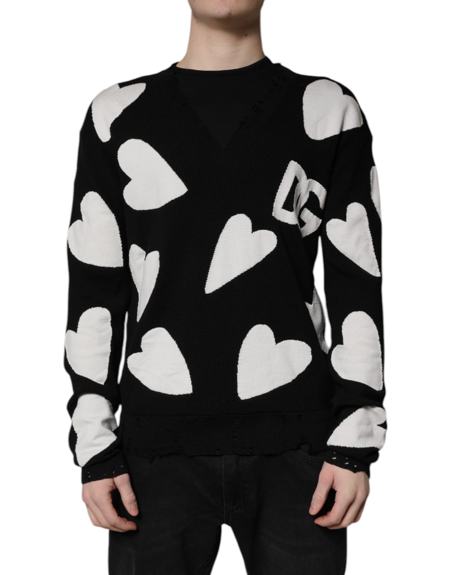 Suéter de cuello redondo de seda con corazones negros