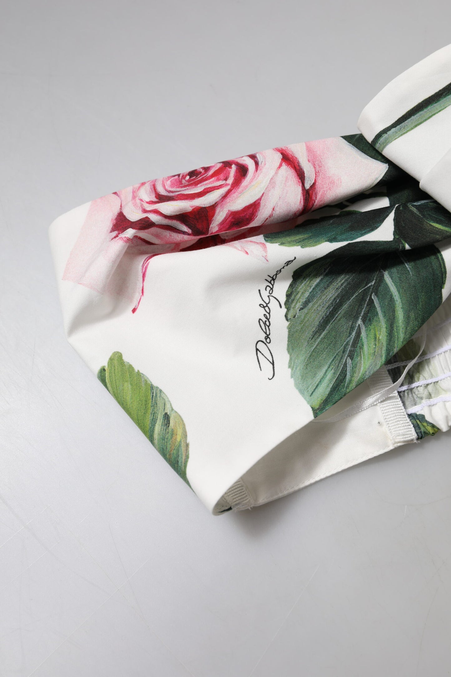Top tipo corsé con corpiño corto y estampado floral blanco