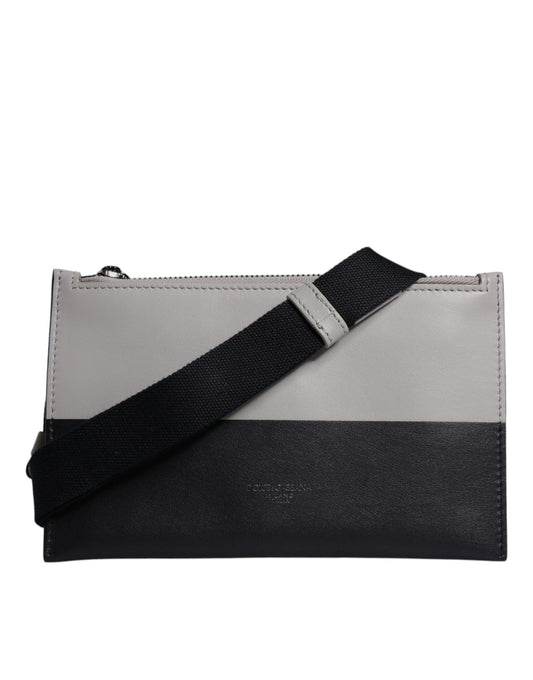 Sac bandoulière en cuir noir et blanc avec logo en relief