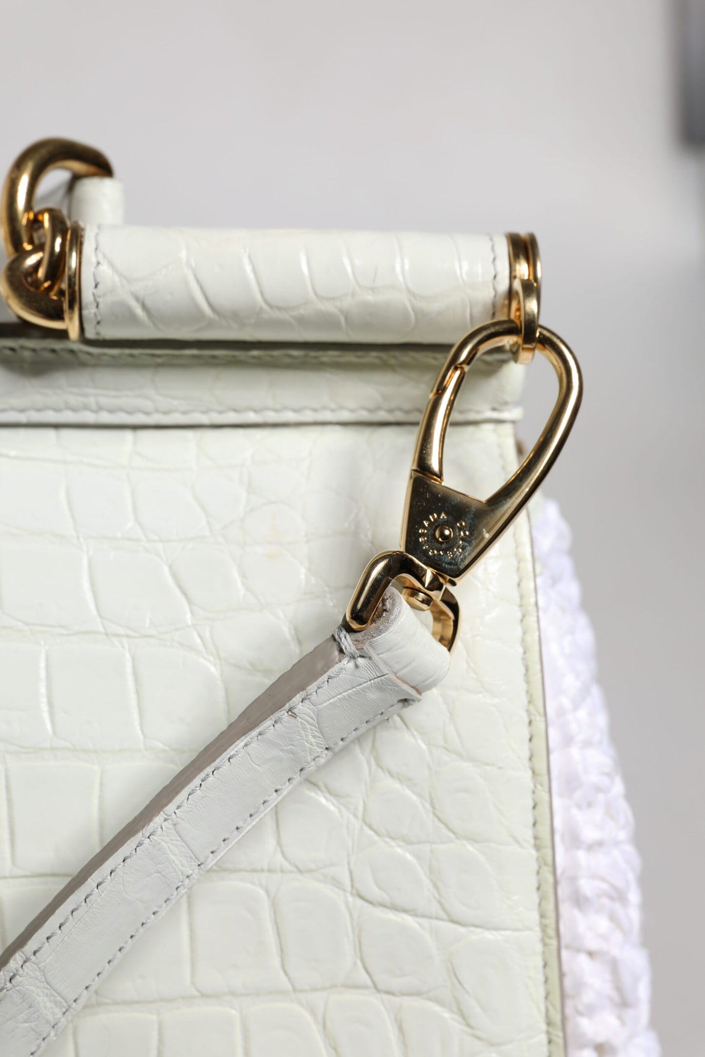 Sac à bandoulière en cuir blanc avec poignée supérieure