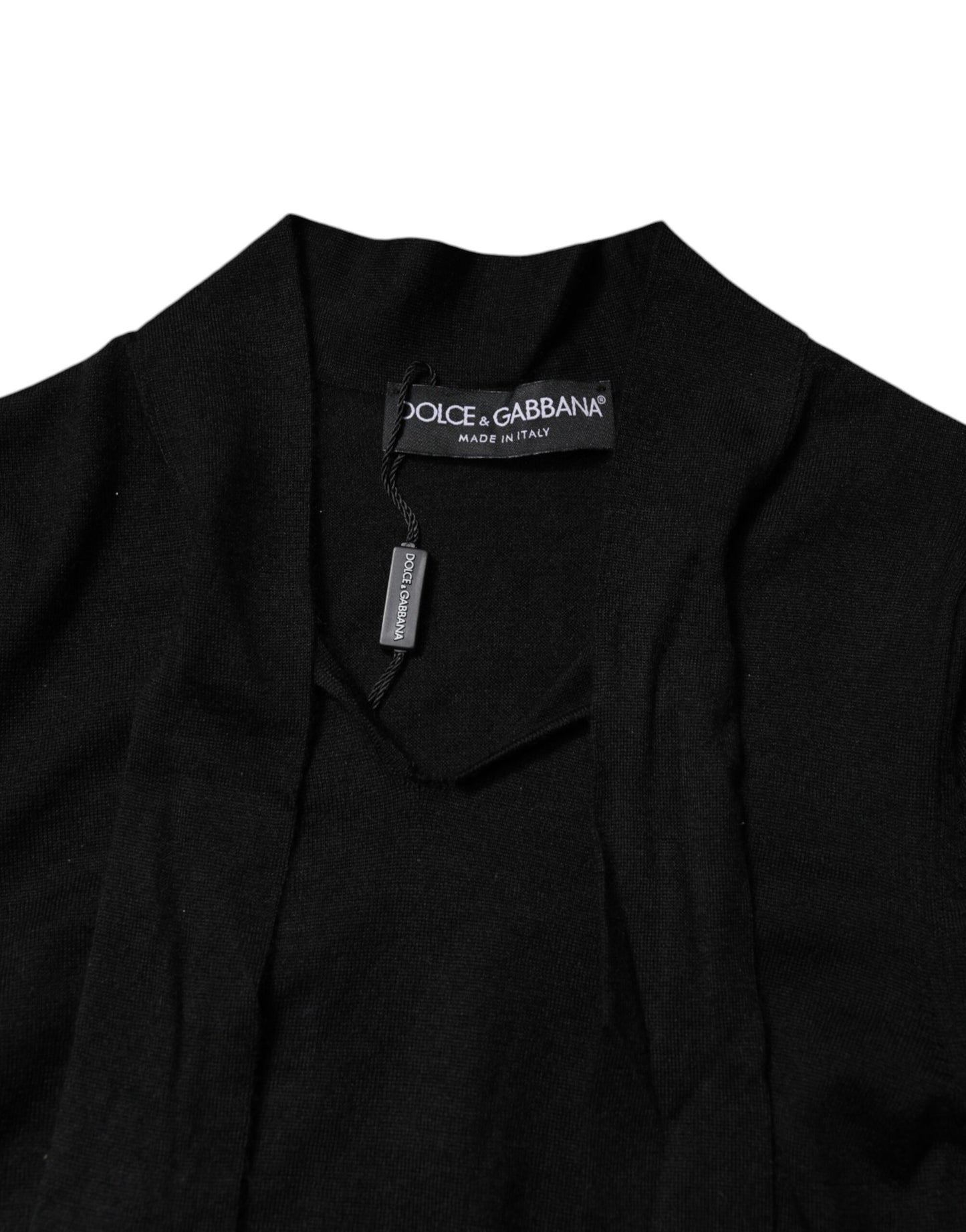 Top de manga larga con cuello Ascot de cachemira negra