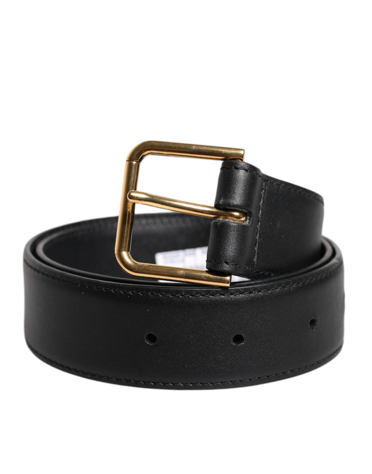 Cinturón clásico de cuero negro con hebilla de metal