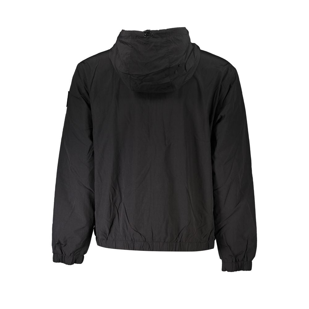 Chaqueta deportiva elegante de manga larga con capucha