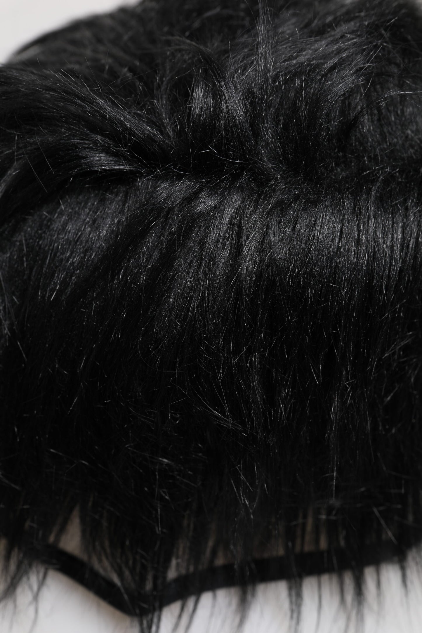 Bob en fausse fourrure noire