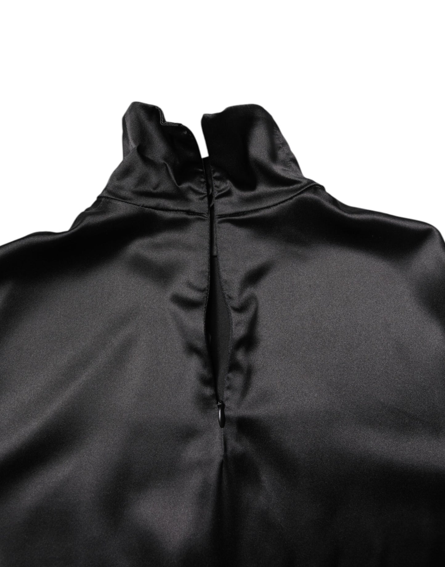 Pull col roulé en soie noire pour homme