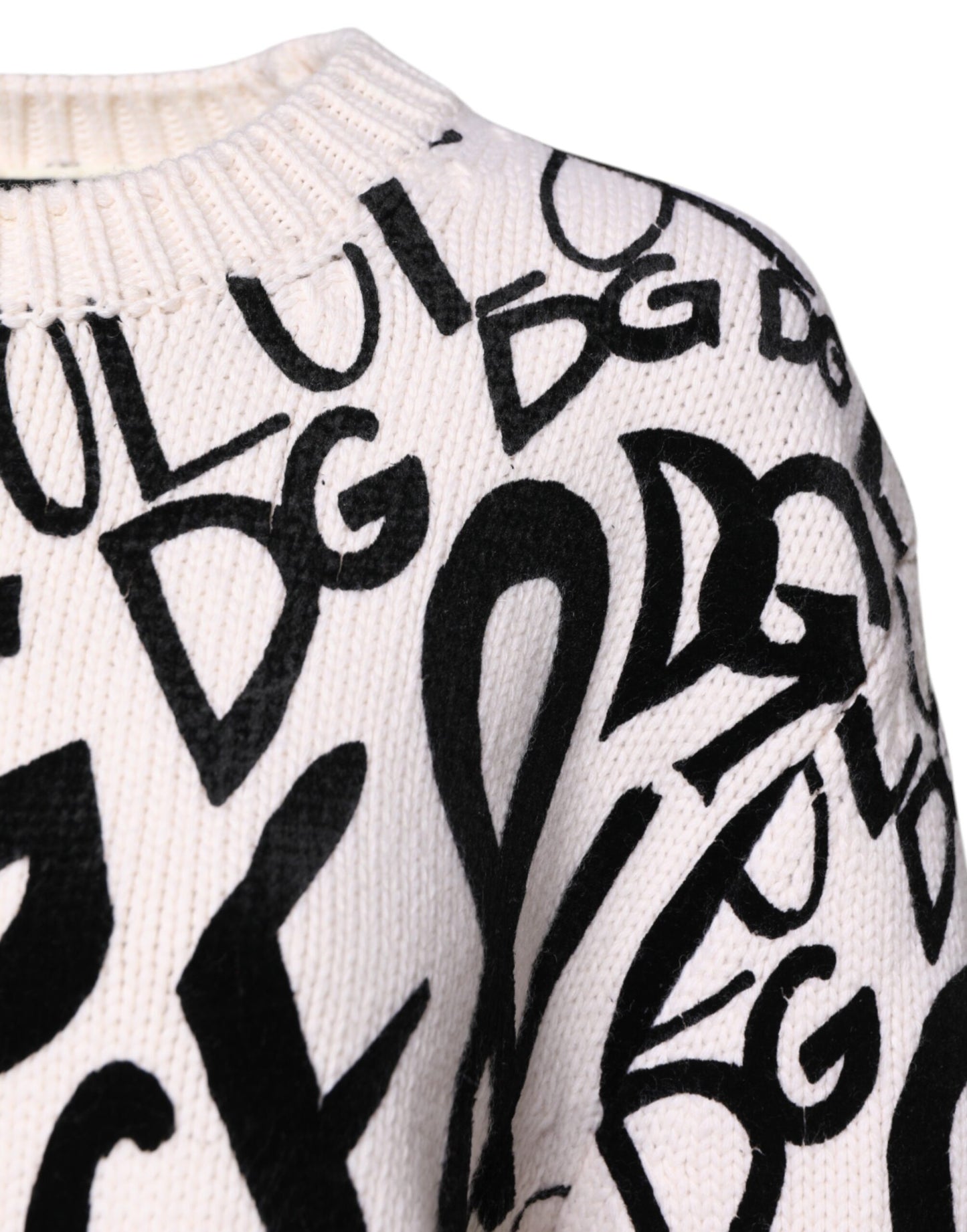 Pull femme blanc et noir avec logo imprimé