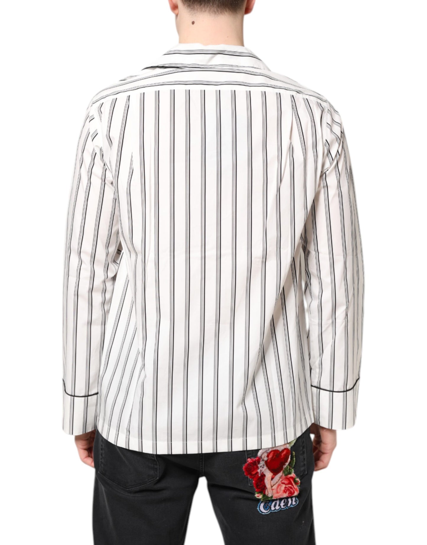 Pijama de rayas blancas para dormir
