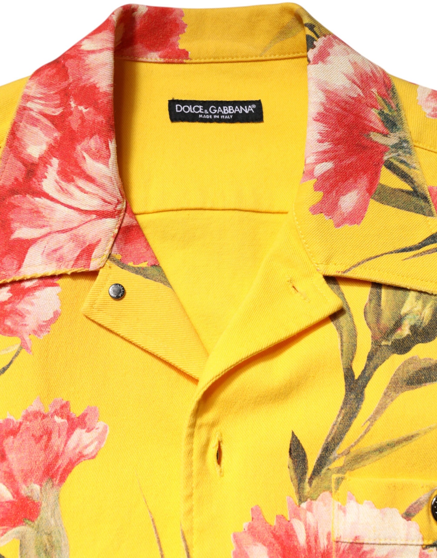 Camisa casual con botones y estampado floral amarillo para hombre