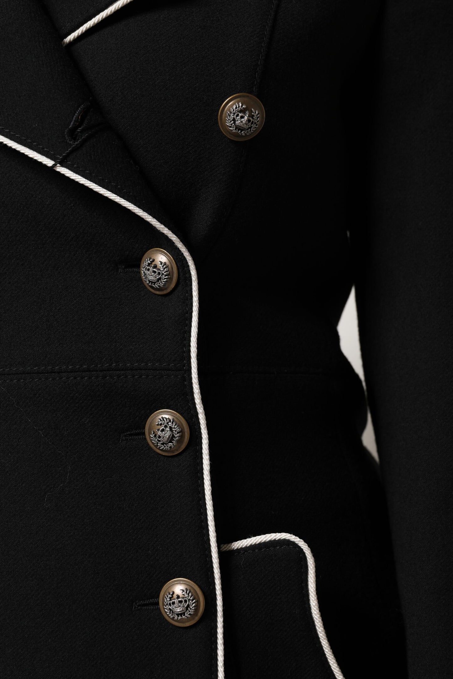 Veste blazer croisée en laine noire