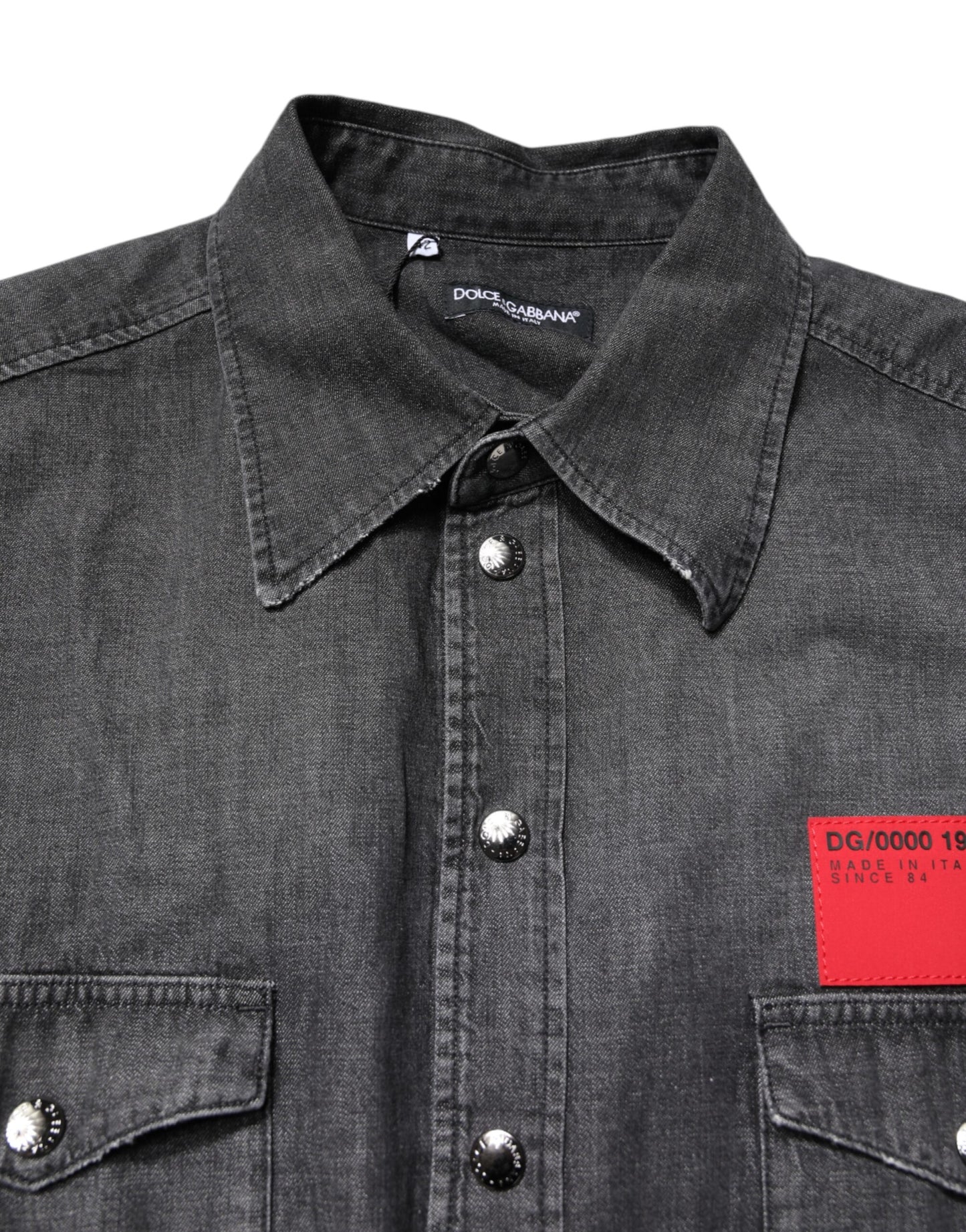 Camisa vaquera gris de manga larga con botones