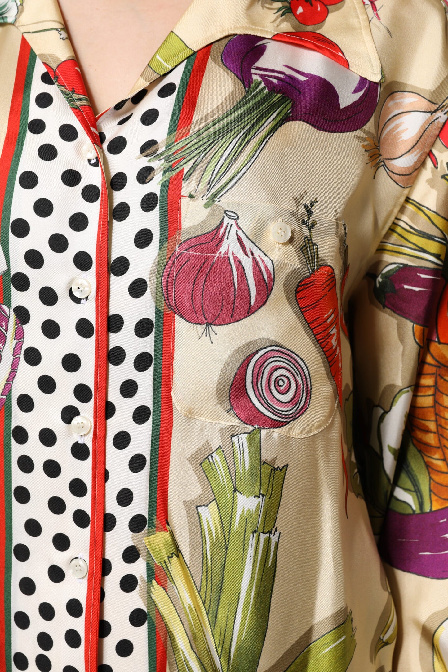 Blusa de manga larga de seda con verduras multicolor