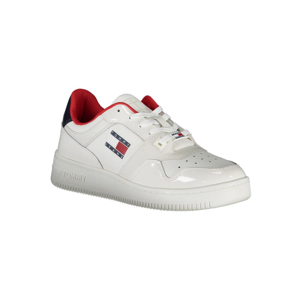 Zapatillas blancas de piel para mujer