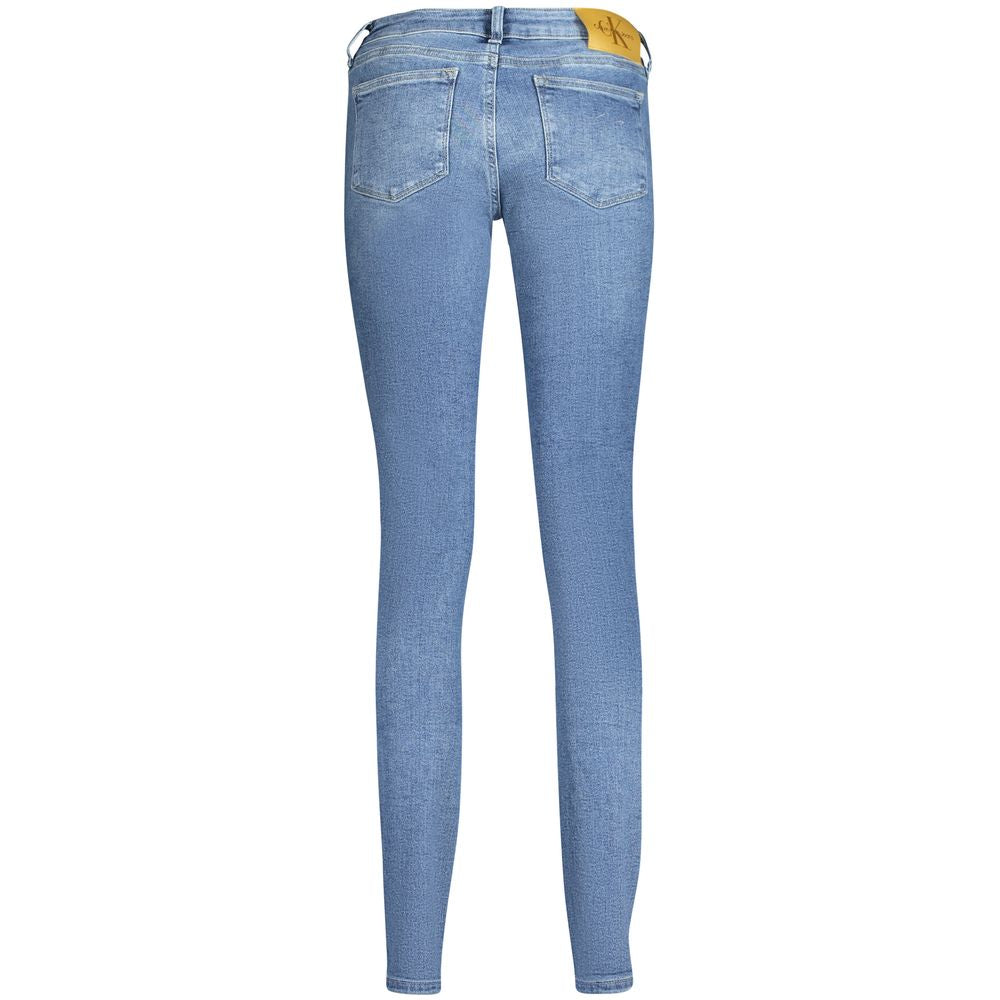 Vaqueros y pantalones de algodón azul