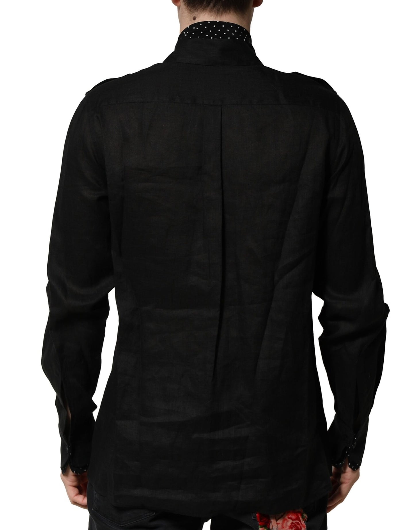 Camisa informal con cuello de lunares negros y lazo