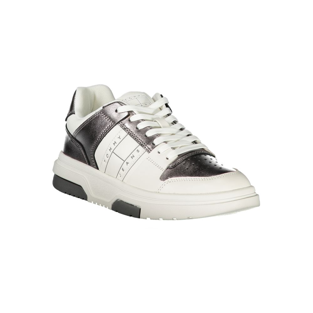 Zapatillas blancas de polietileno para mujer