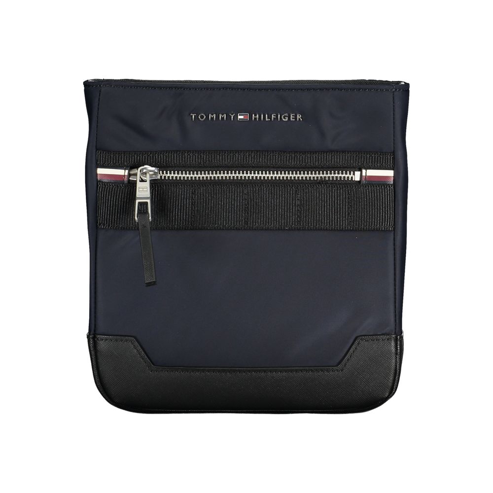 Elegante bolso de hombro azul con detalles en contraste