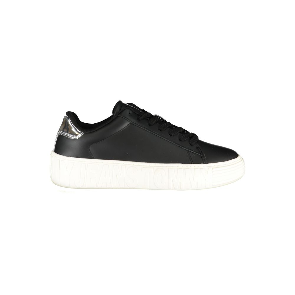 Zapatillas deportivas de piel negra para mujer