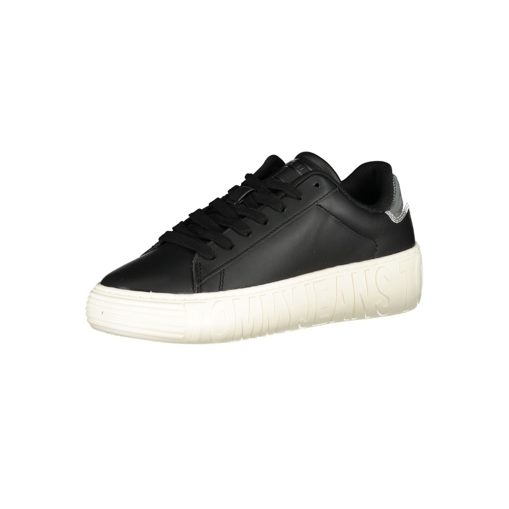 Zapatillas deportivas de piel negra para mujer