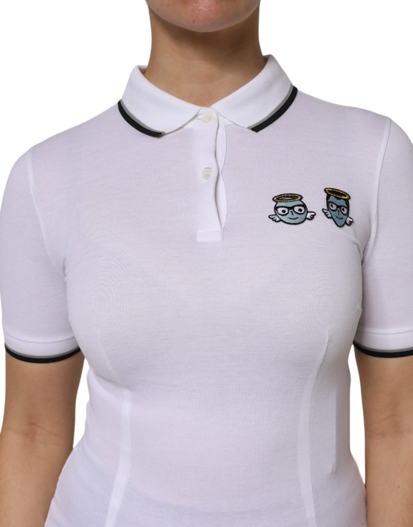 Polo de algodón blanco de manga corta con cuello