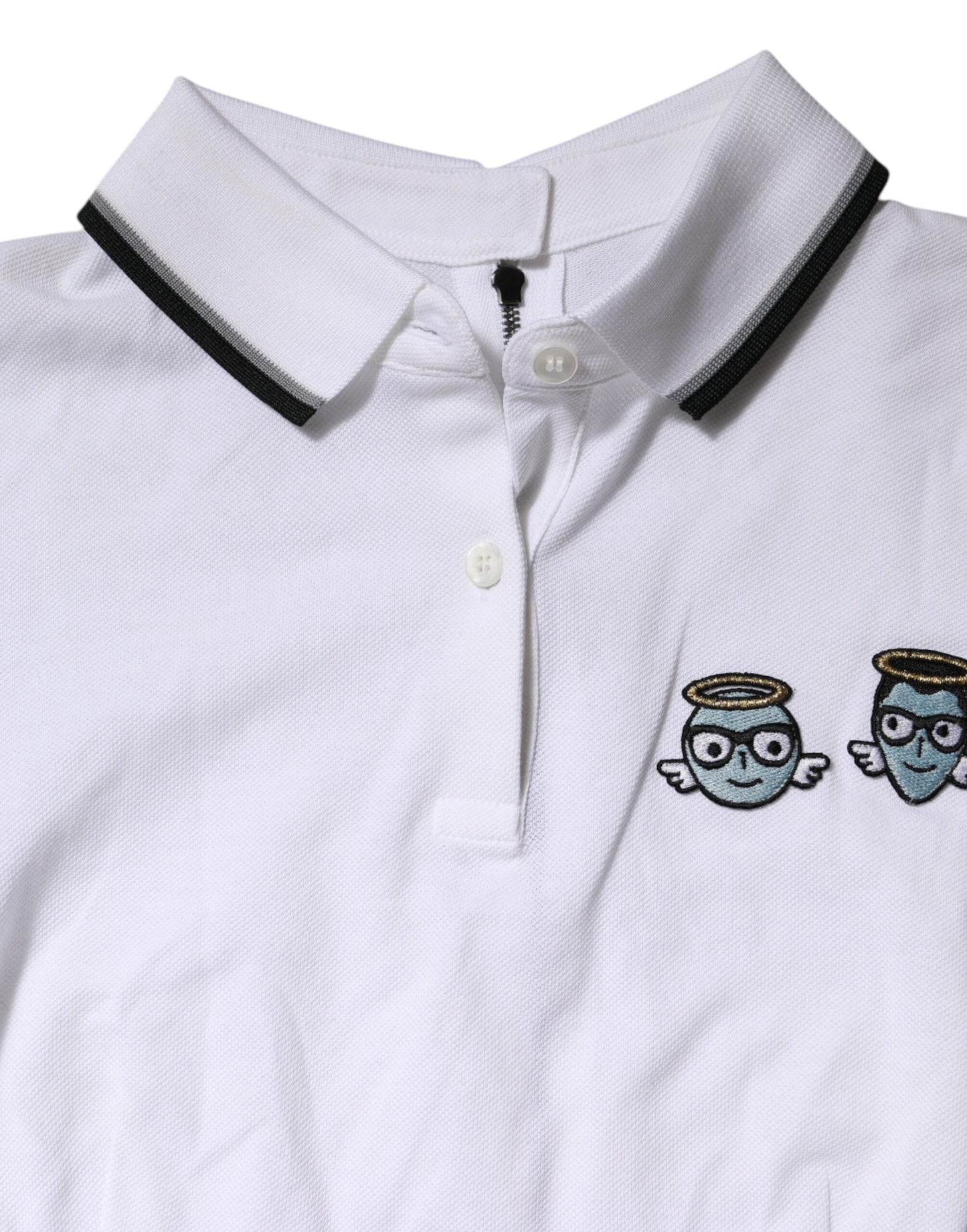 Polo de algodón blanco de manga corta con cuello