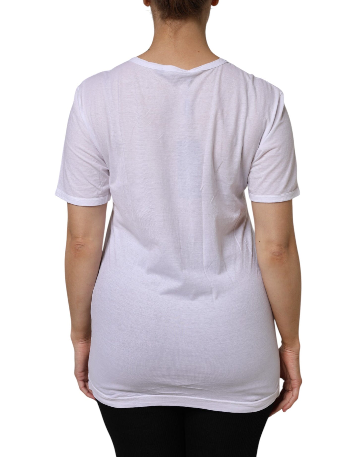 Camiseta blanca de algodón con cuello en V y mangas cortas