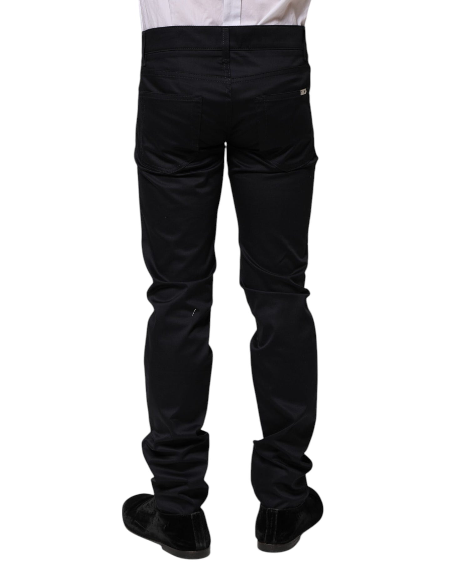 Pantalones negros ajustados de algodón con cintura media