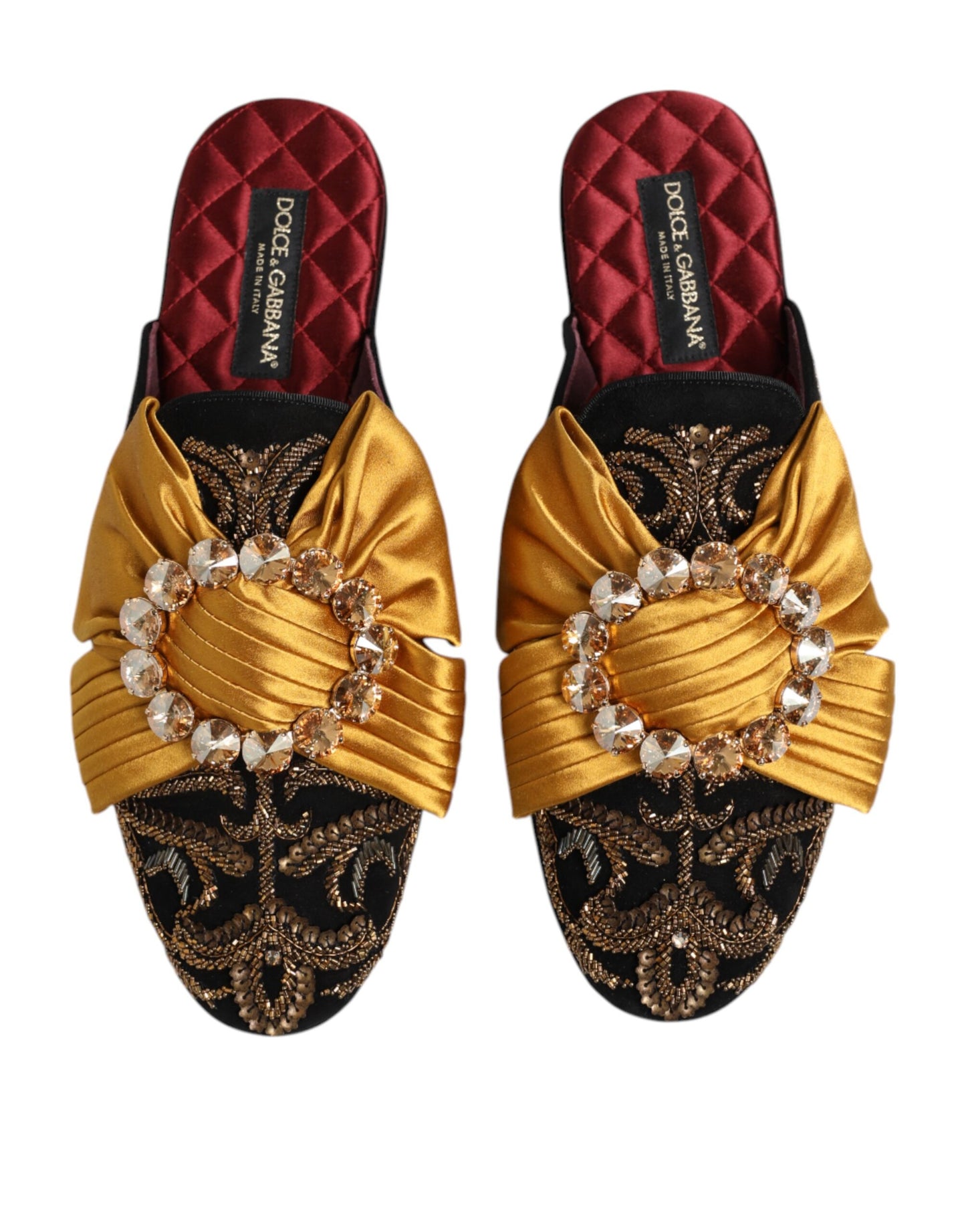 Sandalias planas con adornos multicolores