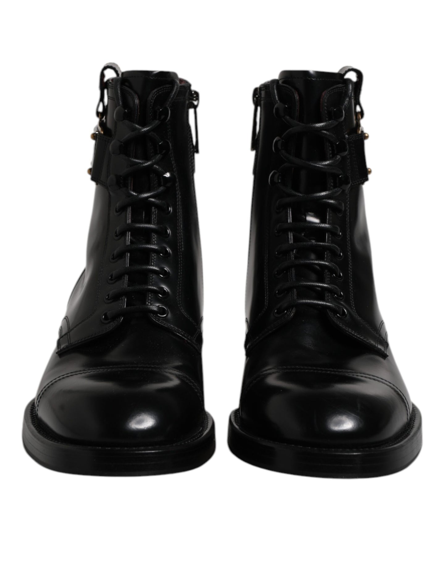 Botas de cuero negro a media pantorrilla con cordones