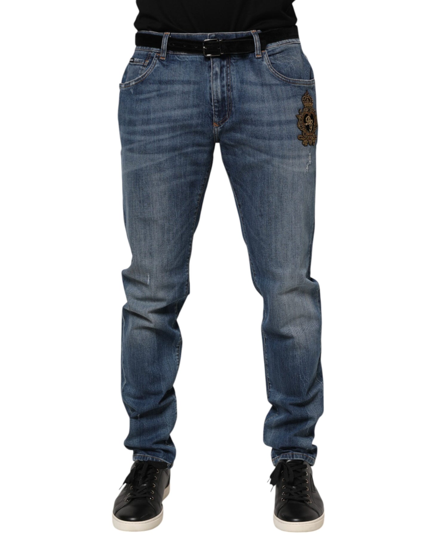 Vaqueros con bordado de logotipo azul