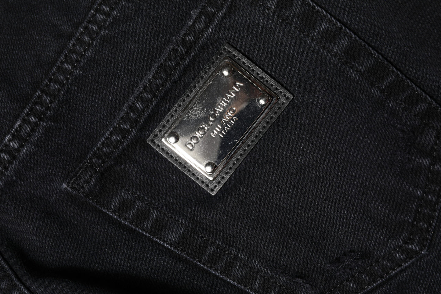 Jean en denim taille moyenne en coton noir déchiré