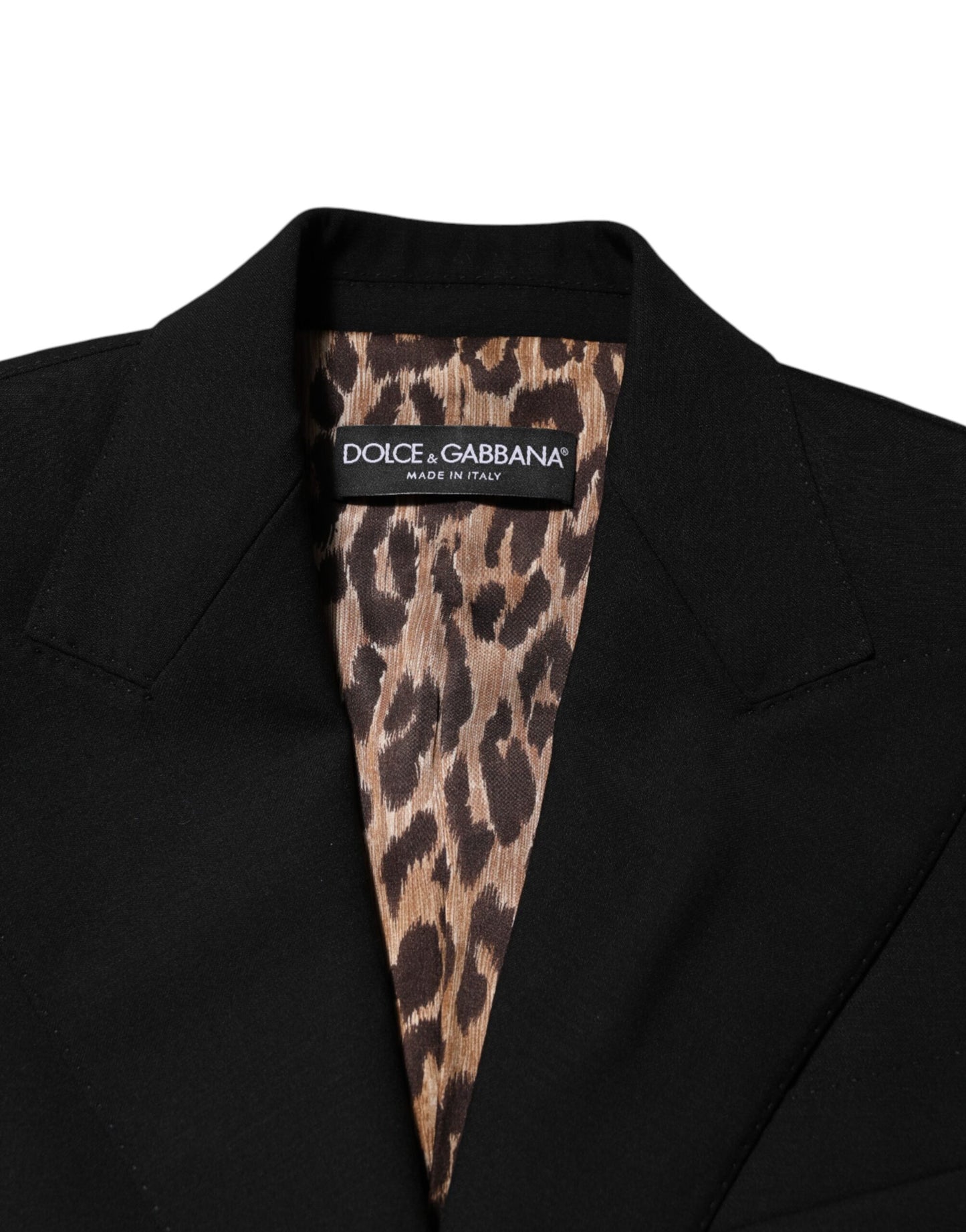 Chaqueta de lana negra de botonadura sencilla