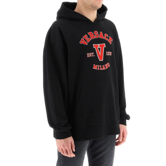 Sudadera con capucha universitaria