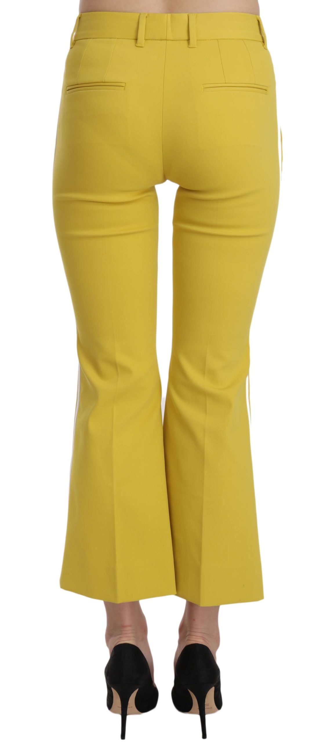 Pantalon Capri évasé en coton jaune