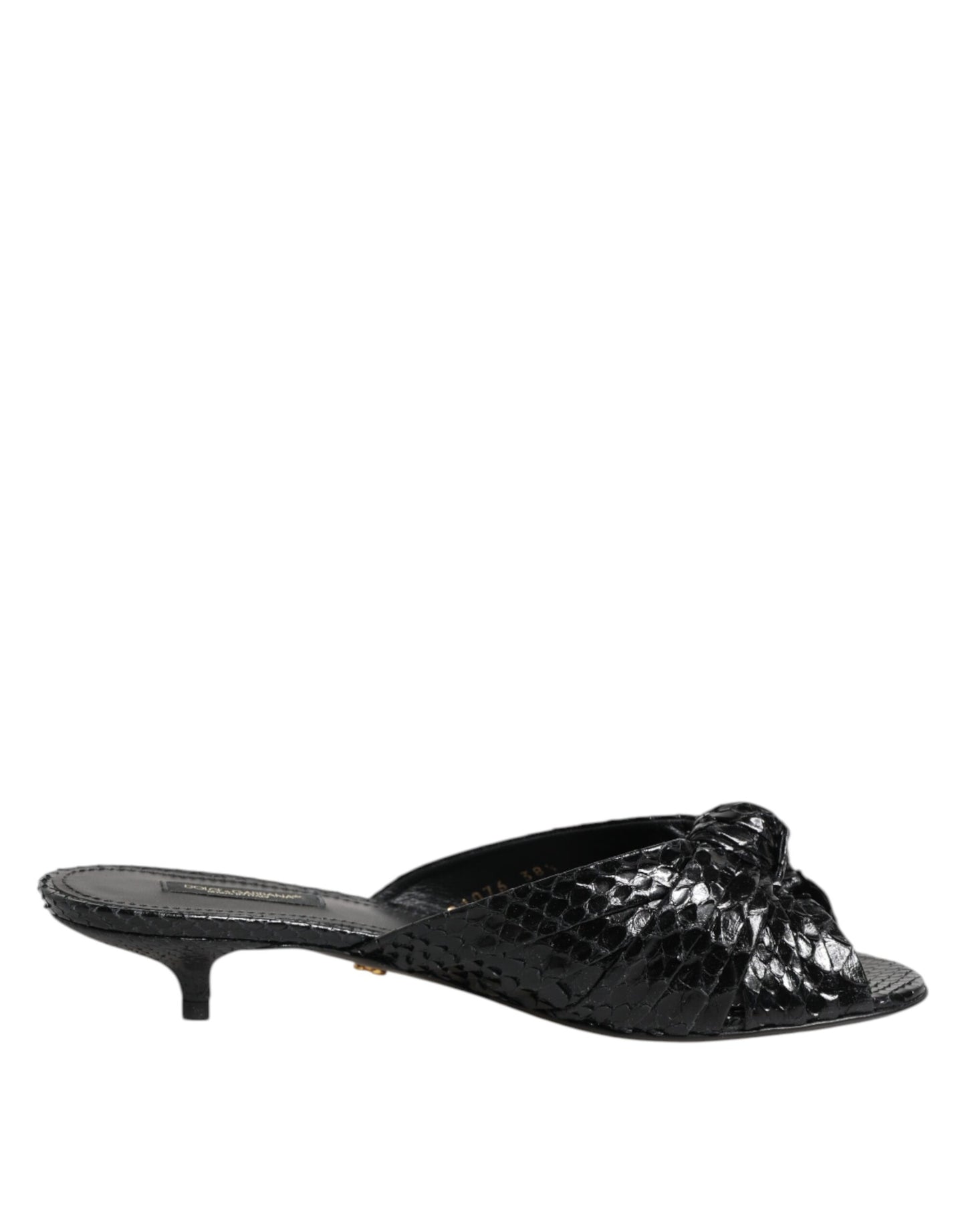 Sandalias de tacón de cuero negro con plataforma