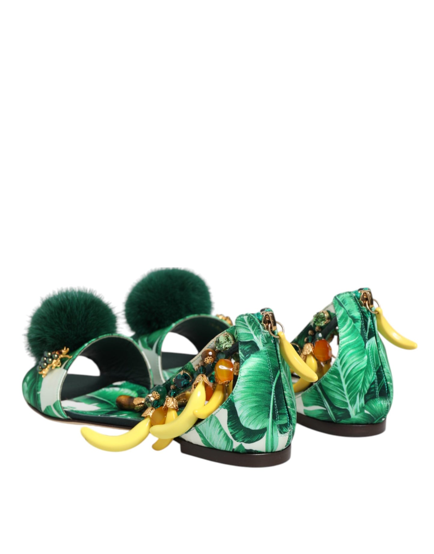 Sandalias de satén con hojas de plátano y piel de visón verde