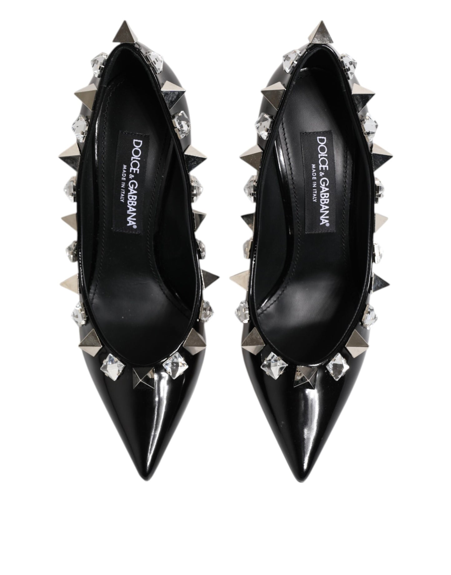 Zapatos de tacón de aguja con tachuelas y cristales negros
