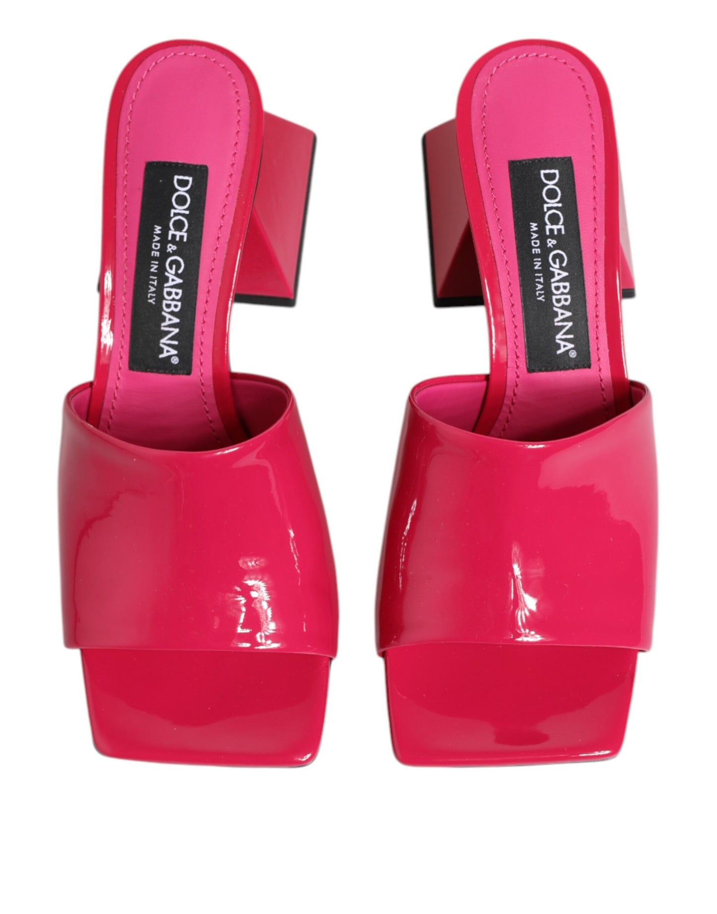 Sandalias tipo mules con tacón de bloque y punta abierta en color rosa