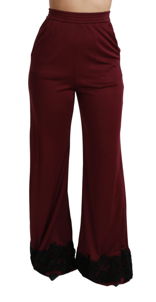 Pantalones de encaje negro de cintura alta y pierna ancha de color granate