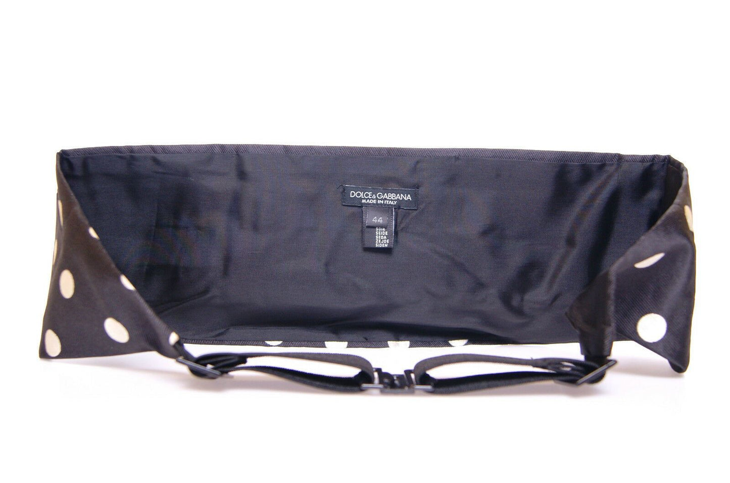 Ceinture de smoking noire à la taille