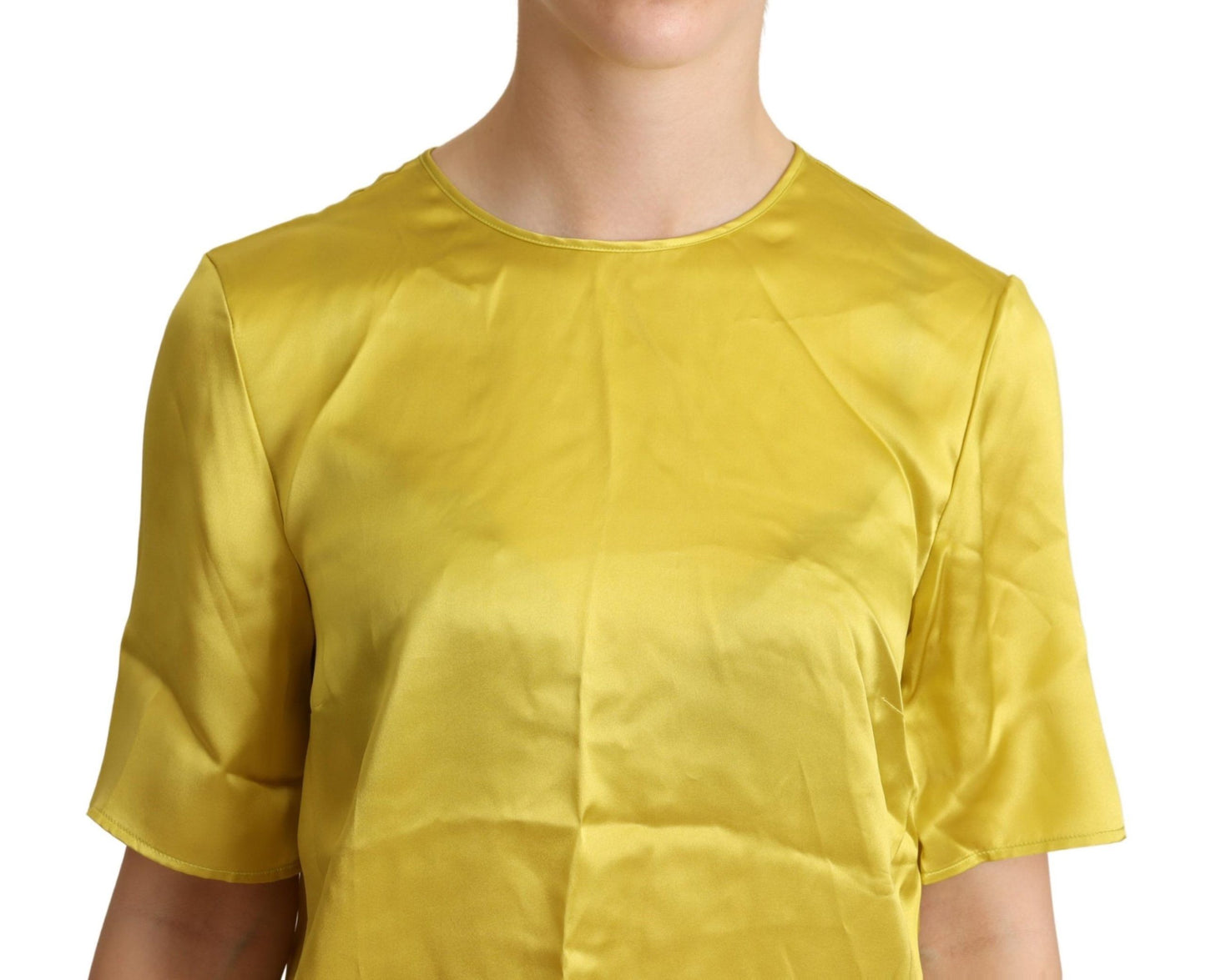 Blusa de manga corta de seda amarilla