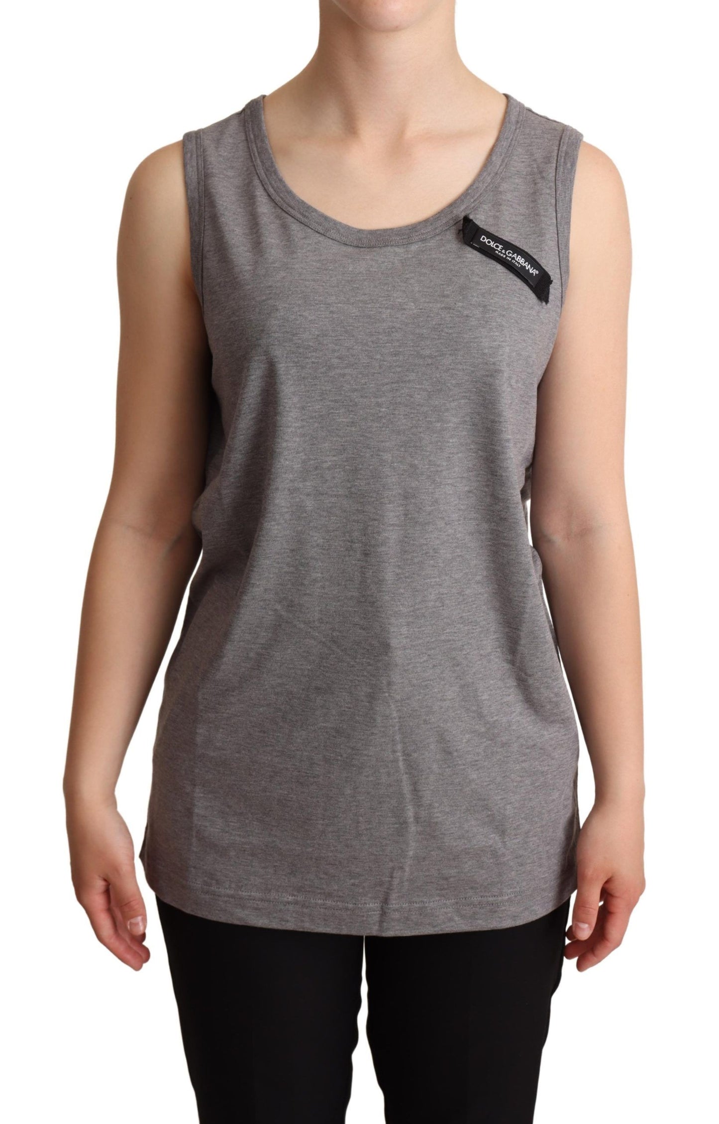 Camiseta gris sin mangas con cuello redondo