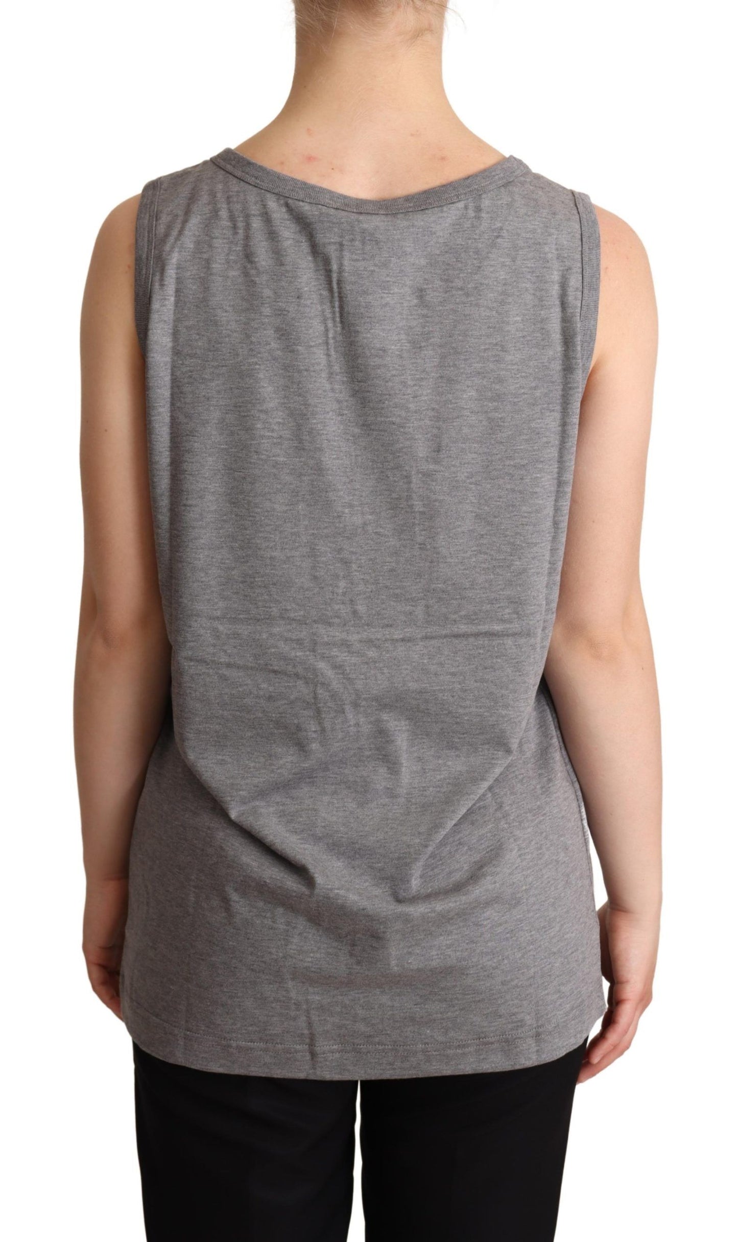 Camiseta gris sin mangas con cuello redondo