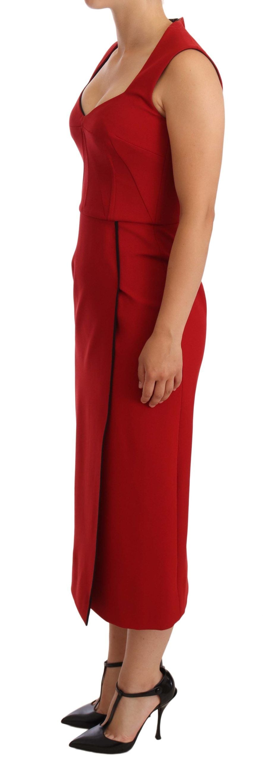 Robe mi-longue extensible rouge sans manches à décolleté en cœur