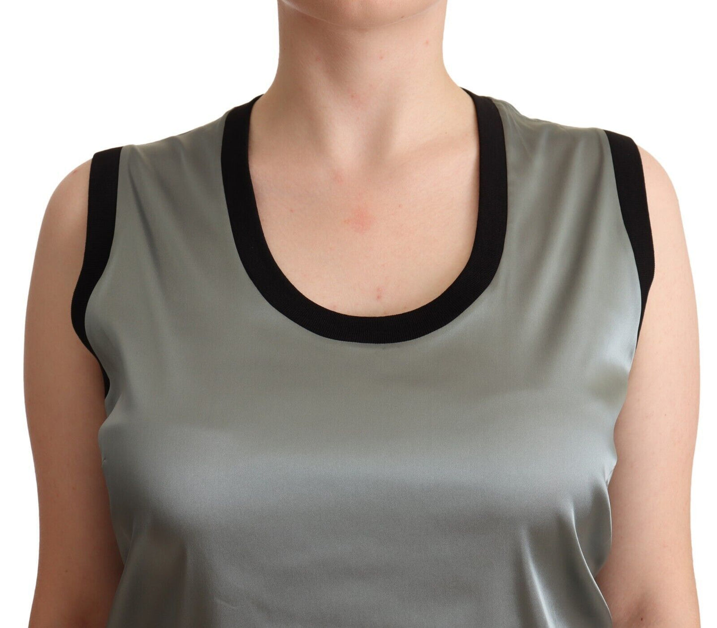 Camiseta sin mangas informal con cuello redondo plateada