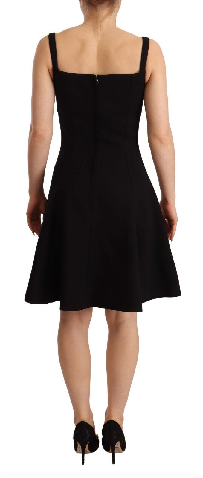 Robe fourreau évasée en laine extensible noire