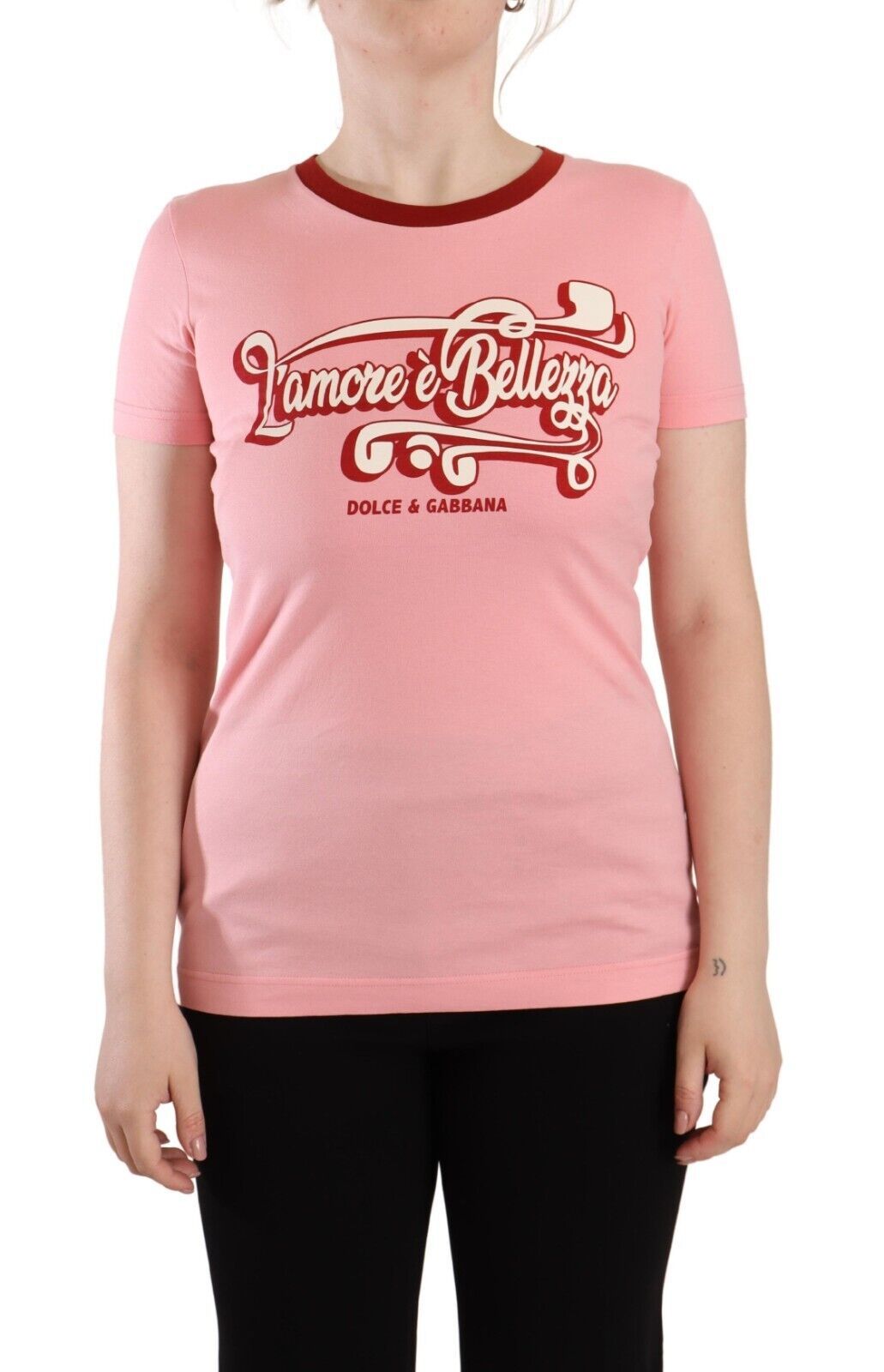 Camiseta de algodón rosa de manga corta con cuello redondo